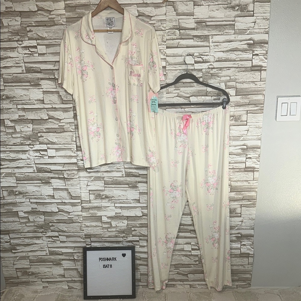 MENTALLY EXHAUSTED XL Maternity Floral Cream Pajama Set